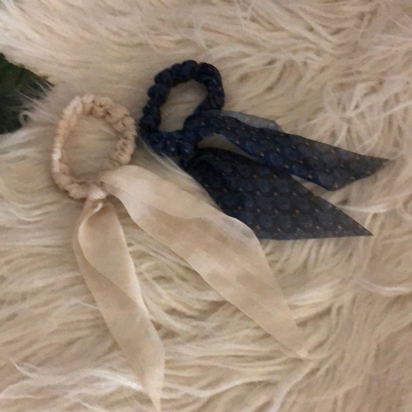 Anthropologie Accessories - Anthropology hair band